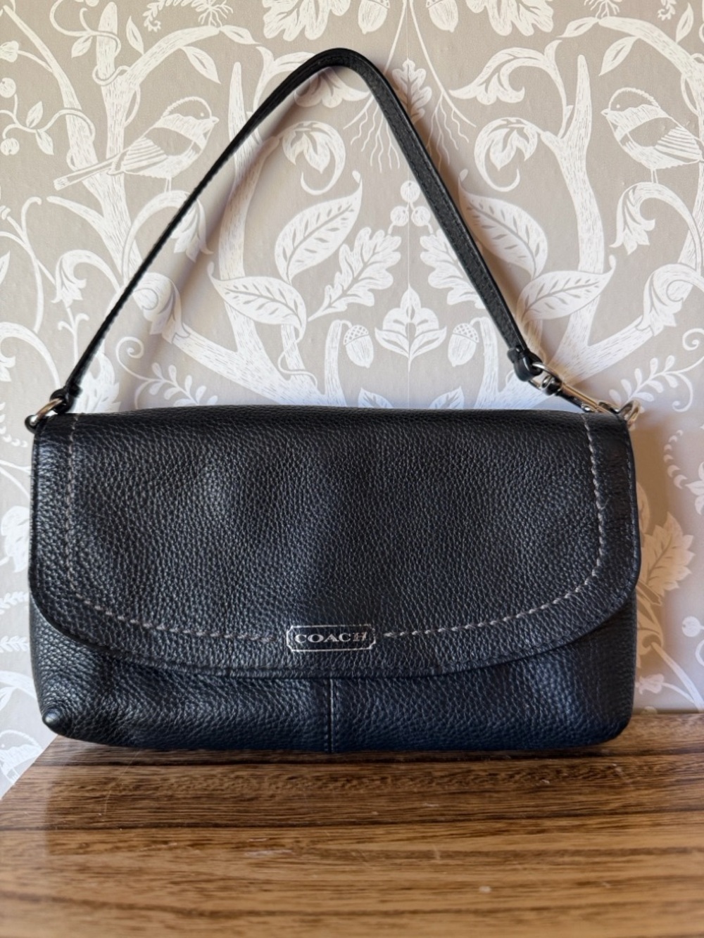 Coach Vintage Campbell Wristlet Bag Flap Closure Silver Hardware Green Satin Int